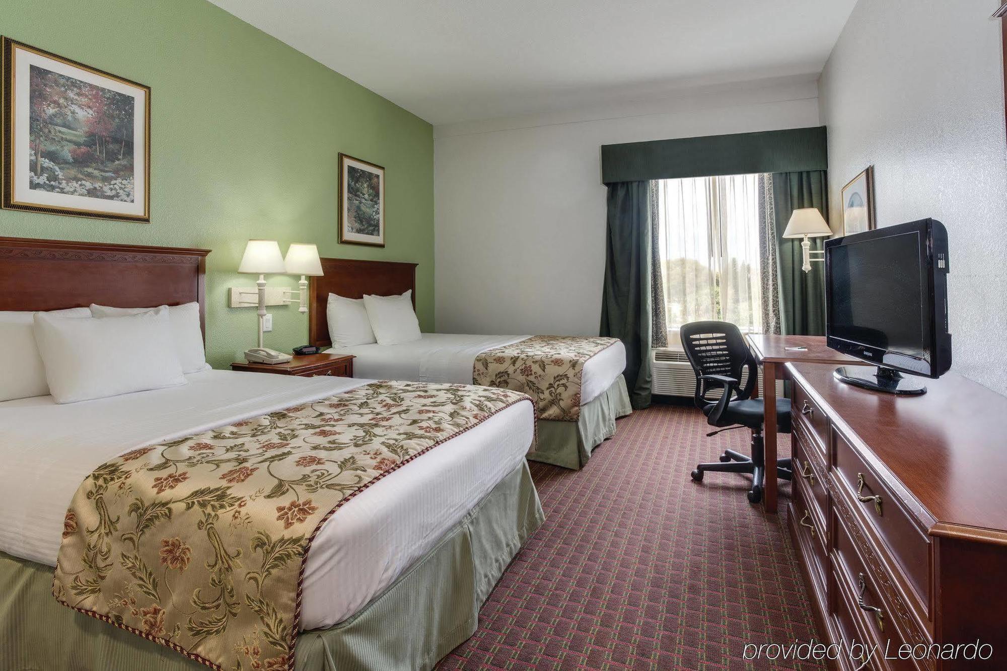 La Quinta By Wyndham Tampa Bay Area-Tampa South Hotel Exterior foto